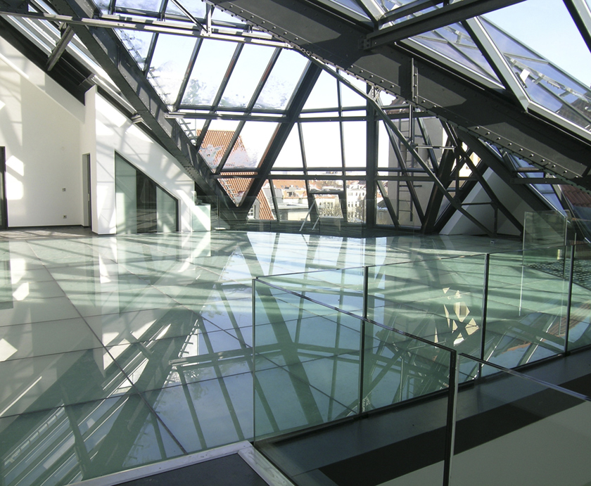 Karl-Liebknecht-Straße 143